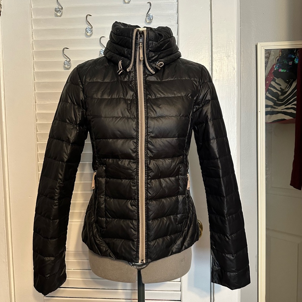 Black Kenneth Cole